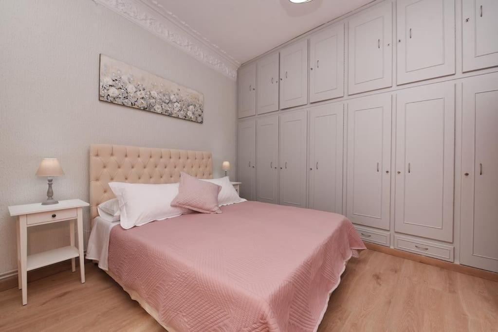 Nefeli House Syros Apartment แอร์มูโปลี ภายนอก รูปภาพ