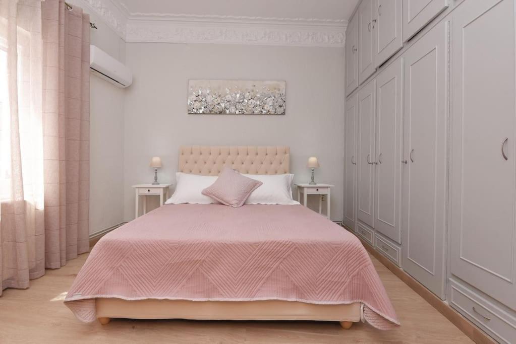 Nefeli House Syros Apartment แอร์มูโปลี ภายนอก รูปภาพ