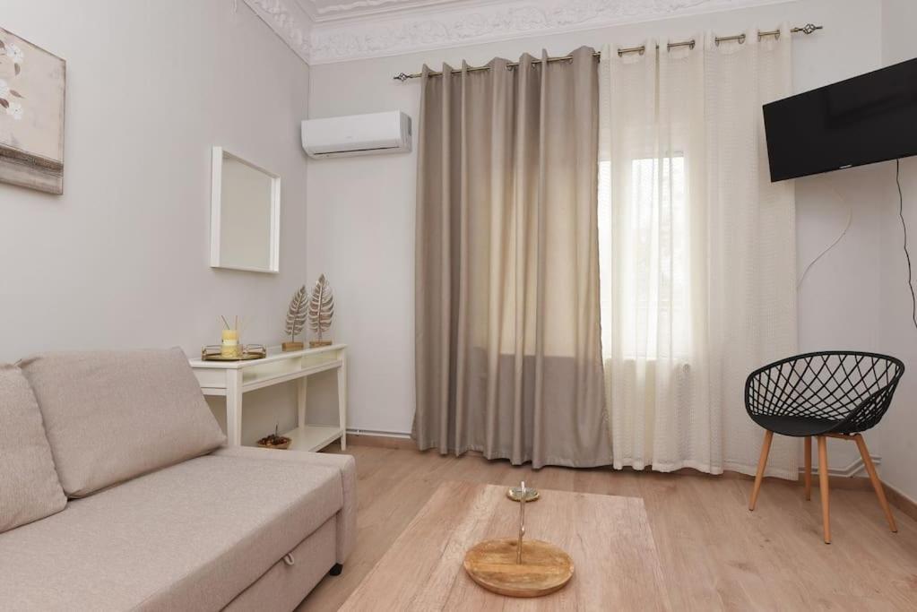 Nefeli House Syros Apartment แอร์มูโปลี ภายนอก รูปภาพ